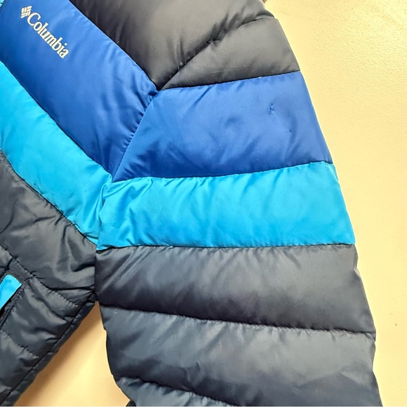 Columbia Kids Navy and Light Blue Puffer Jacket - Picture 3 of 7
